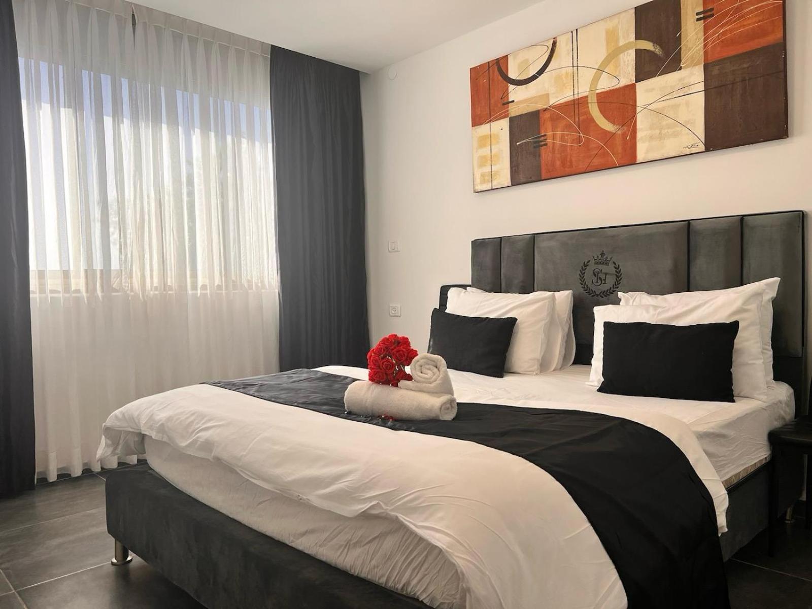 Elis Boutique Hotel Bat Yam Ngoại thất bức ảnh