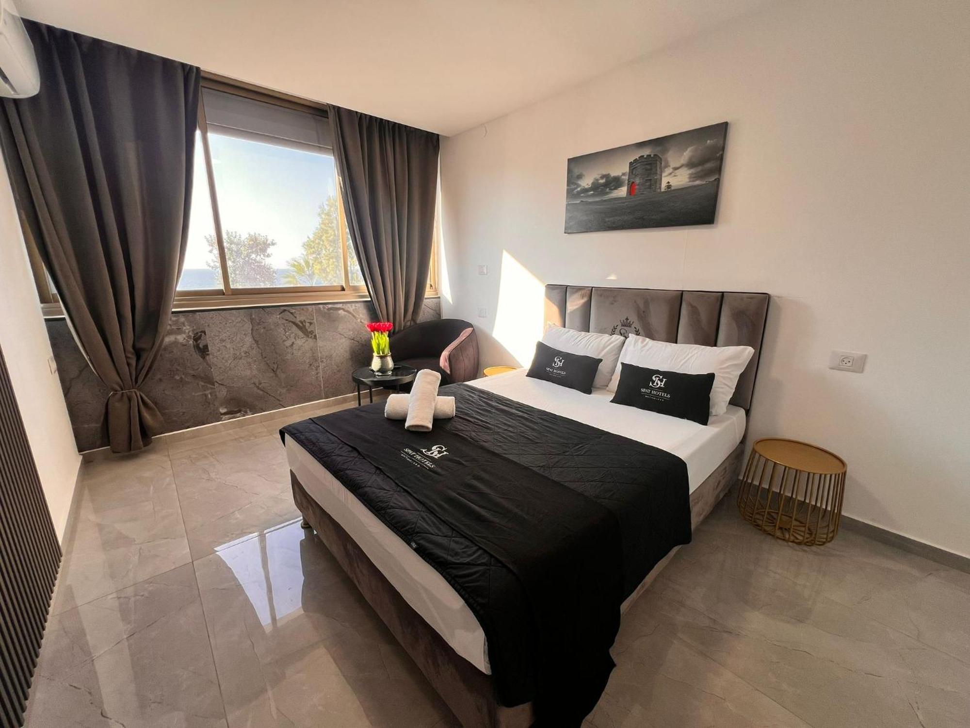 Elis Boutique Hotel Bat Yam Ngoại thất bức ảnh