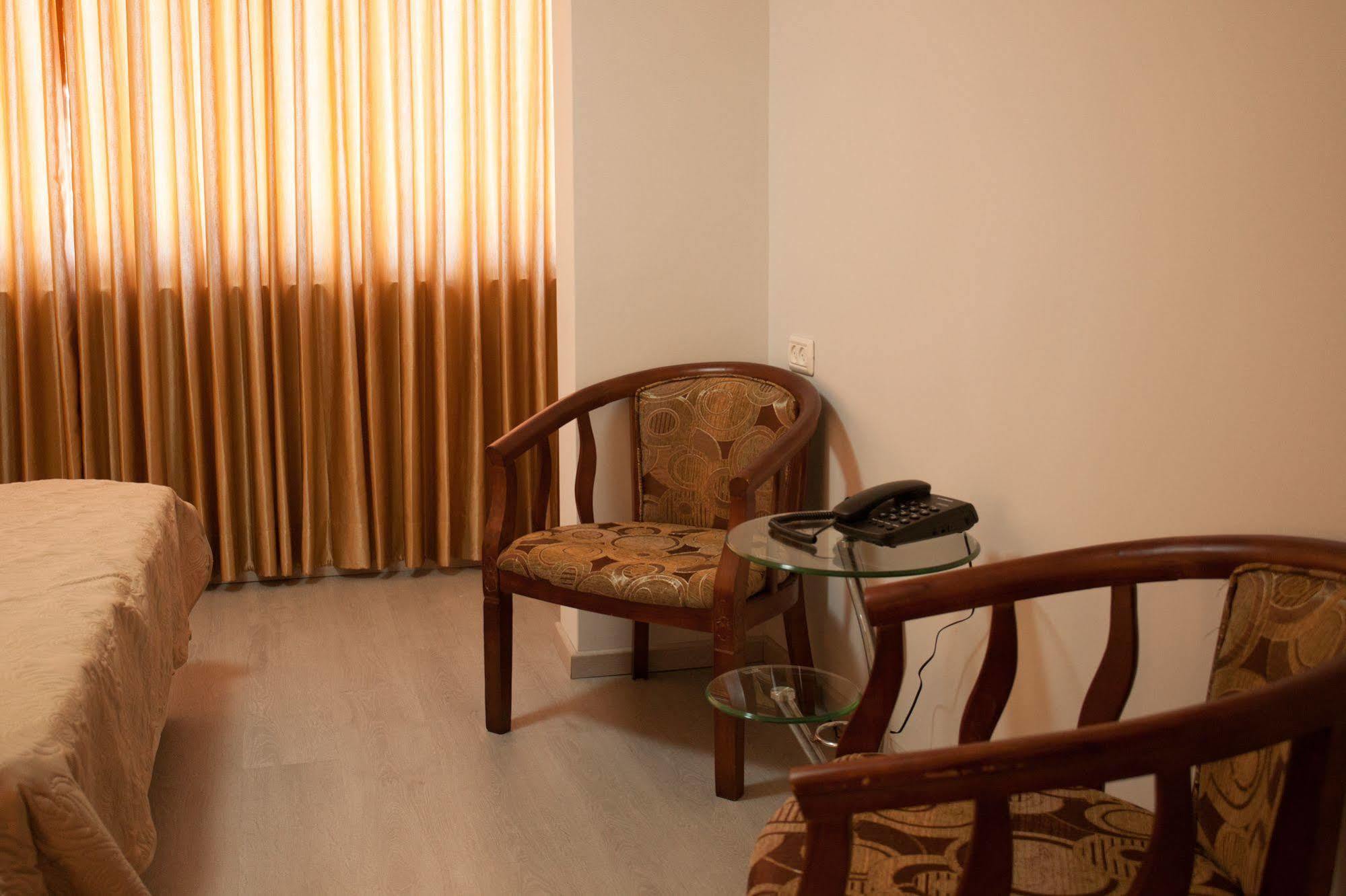 Elis Boutique Hotel Bat Yam Ngoại thất bức ảnh